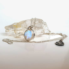 Load image into Gallery viewer, Moonston AAA+ grade silver 925 pendant with chain "Intuition"