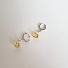 Load image into Gallery viewer, Set of Amber Silver 925 Bracelet and Earrings for Women "Sun Stories"