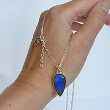 Load image into Gallery viewer, Labradorite AAA Grade Silver 925 Pendant "The Guardian"