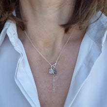 Load image into Gallery viewer, Moonstone from India, AAA grade petit pendant with chain "Intuition"