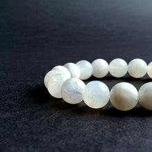 Load image into Gallery viewer, Moonstone AA+ Silver Bracelet for Women "Intuition" - 8 mm