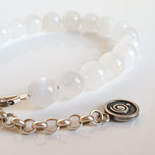 Load image into Gallery viewer, Moonstone AA+ Silver Bracelet for Women "Intuition" - 8 mm