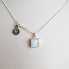 Load image into Gallery viewer, Moonstone from India, AAA+ grade pendant with chain "Intuition"
