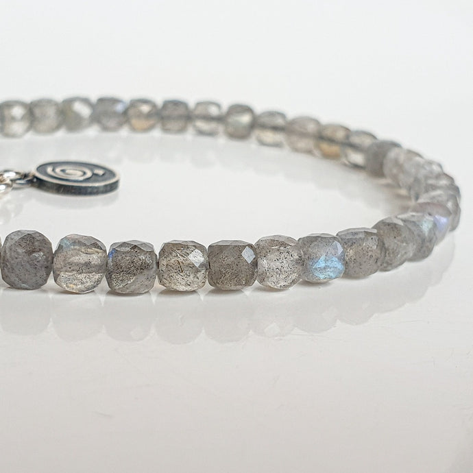 Labradorite Bracelet for Women's - Silver Beads Jewelry Fashion 2023