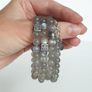 Labradorite AAA+ Silver Bracelet for Women "The Guardian" - 8 mm