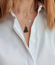 Load image into Gallery viewer, Legendary Moldavite from Czech Silver Pendant &quot;Stone of greatness&quot;