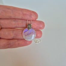 Load image into Gallery viewer, Moonstone from India, AA+ grade pendant &quot;Intuition&quot;