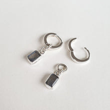 Load image into Gallery viewer, Elegant Silver 925 Earrings with High Grade Labradorite &quot;The Guardian&quot;