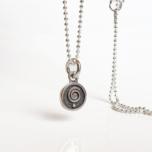 Medallion with chain 