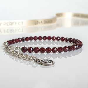 Red Garnet Silver Bracelet for Women "Vitality" - Petit Secret