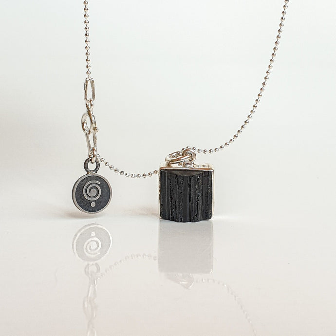 Black Row Tourmaline Silver Pendant with chain 
